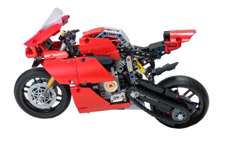 LEGO Ducati Panigale V4 R Unboxing