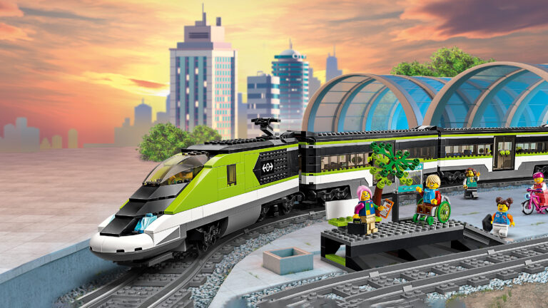 LEGO Passenger Train – 樂高客運火車